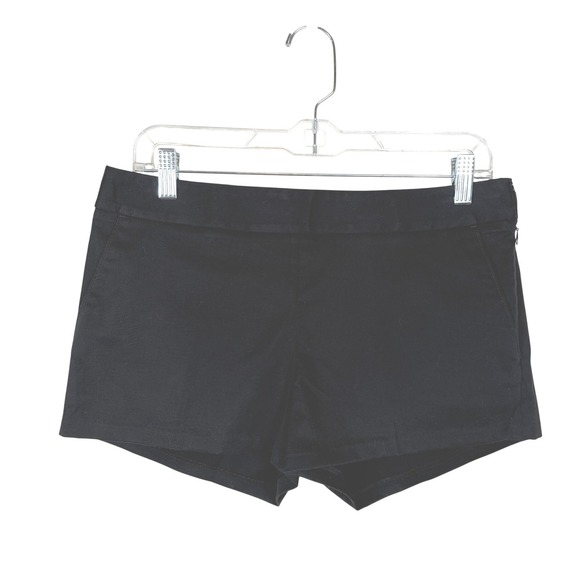 Express Pants - Express Flat Front 2.5" Short Black Women's Size 4 NWT Vacation Travel Summer